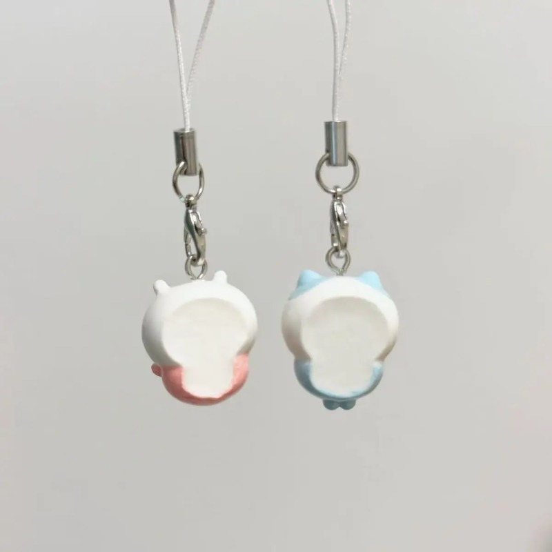 Llavero de resina Chiikawa Hac - Phone Accessories Baby reseña y precio